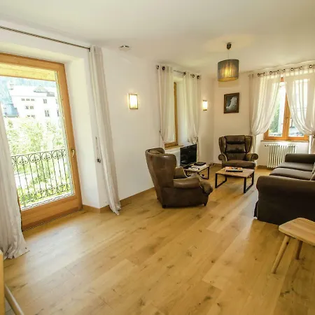 Apartman Boutique In Rhone Alpes With Balcony